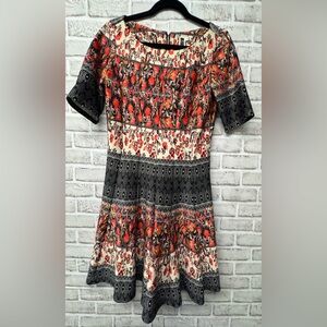 Julian Taylor Floral Patterned Dress Orange/Black sz 12 zip back.